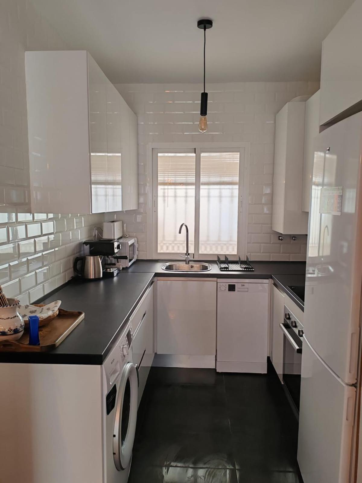 Seaview Apartment With Great Amenities & Facilities Benalmádena Kültér fotó
