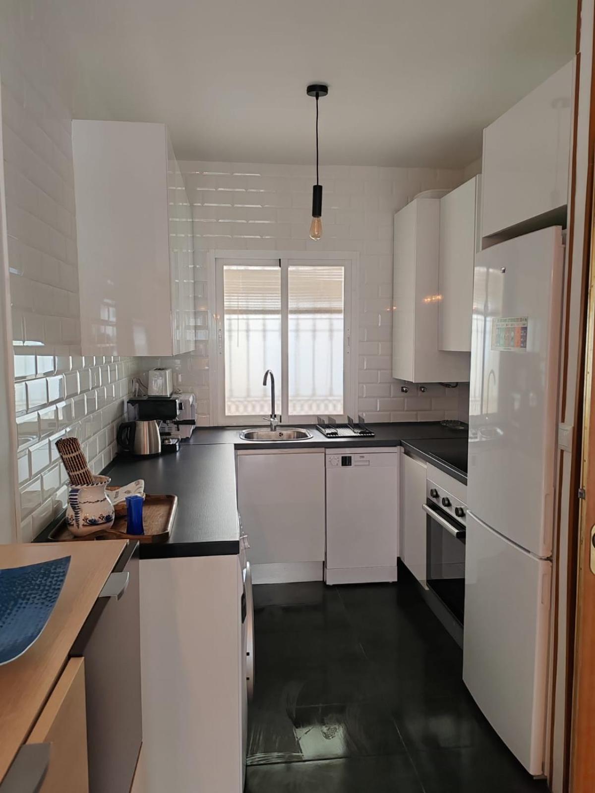 Seaview Apartment With Great Amenities & Facilities Benalmádena Kültér fotó