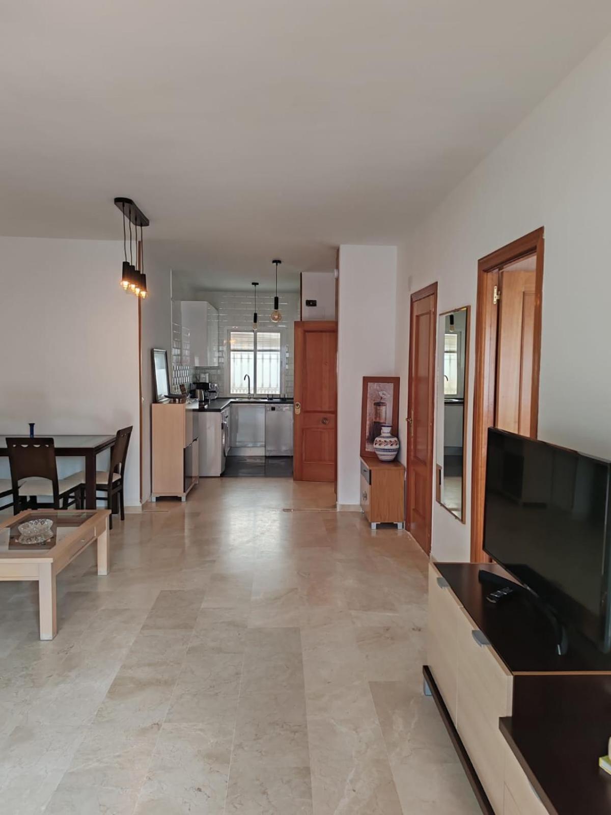 Seaview Apartment With Great Amenities & Facilities Benalmádena Kültér fotó